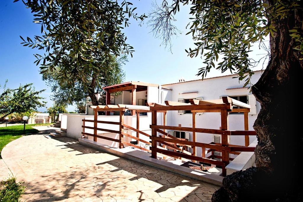 Felicity Vieste Exterior foto
